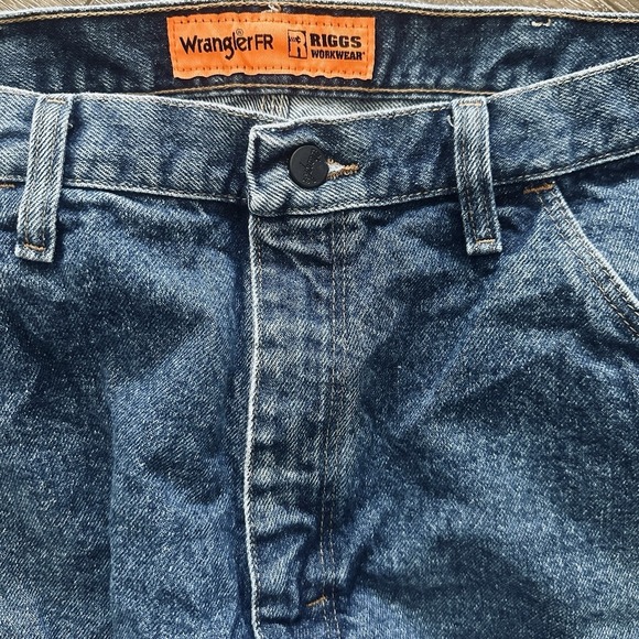Wrangler FR Jeans Mens 38x30 Blue Riggs Workwear Flame Resistant Denim - Picture 3 of 10